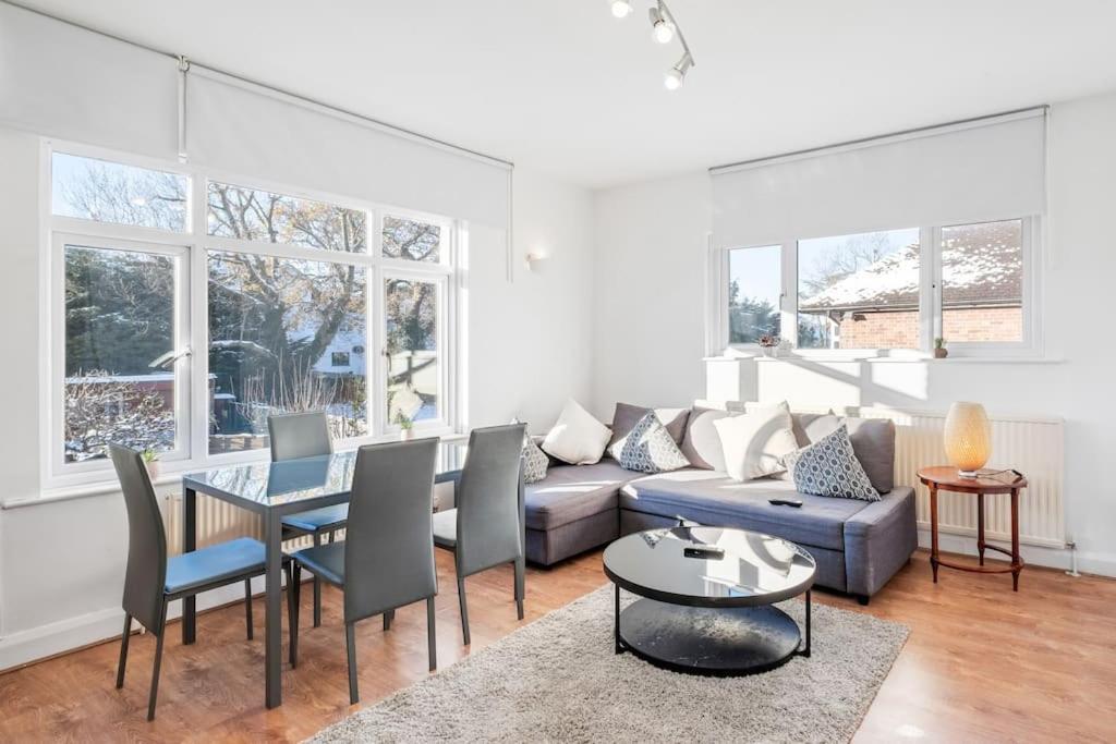 Duplex 3 Bedroom Flat Golders Appartement Londen